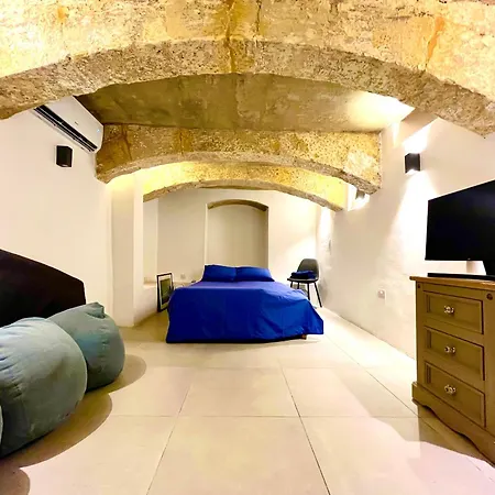 Large 200year Old 2 Min Away From Mdina Guest house Rabat